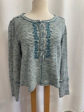 Sundance Cabin Cozy Up Henley L Turquoise White Striped